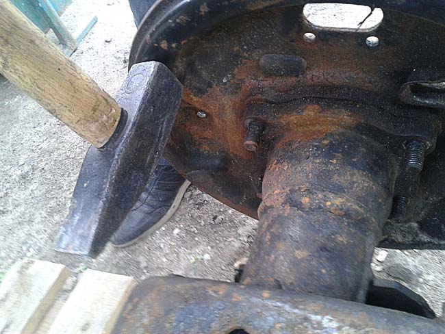 снимаем полуось HYUNDAI Porter 1